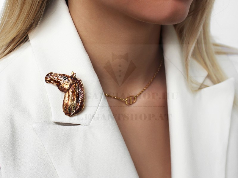Bross lovas kitűző