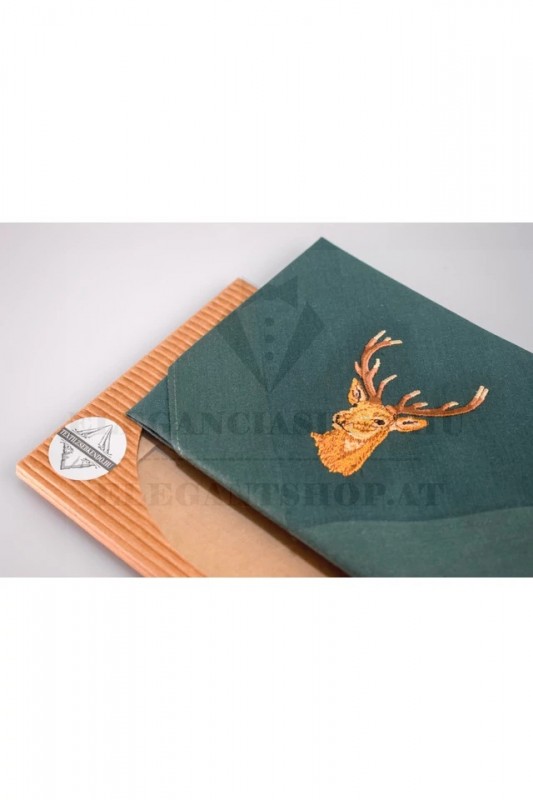                  Hímzett pamut zsebkendő - Szarvas Pamut zsebkendő