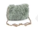                                      Szörme táska fém lánccal - 24x19 cm Női táska, pénztárca, öv
