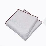                     Exkluzív paisley díszzsebkendő - Fehér