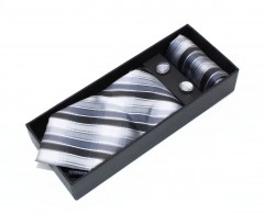                          NM nyakkendő szett - Ezüst csíkos Ajándékötletek